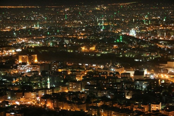 Damascus_by_night